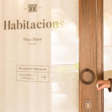 Habitacions Placa Major Santa Pau Εξωτερικό φωτογραφία