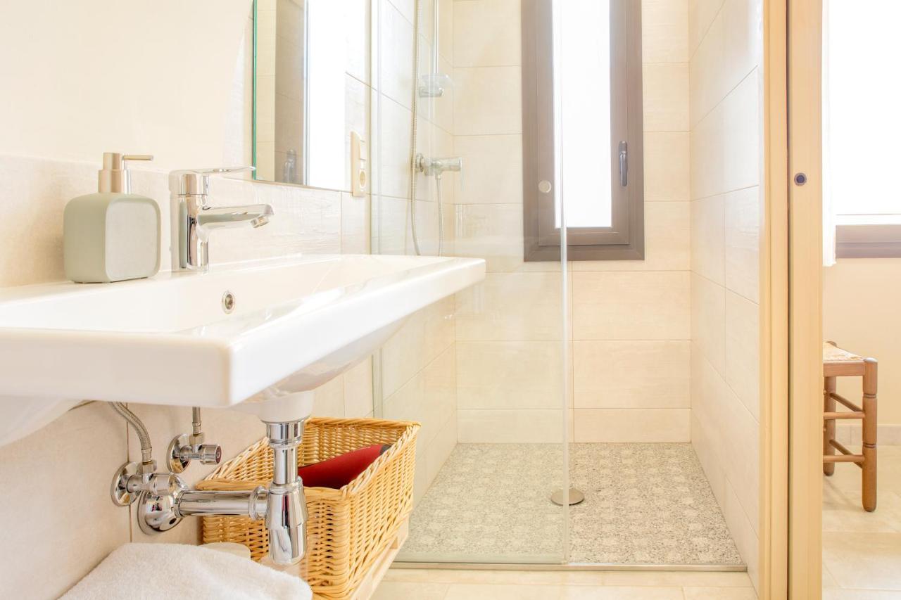 Habitacions Placa Major Santa Pau Εξωτερικό φωτογραφία